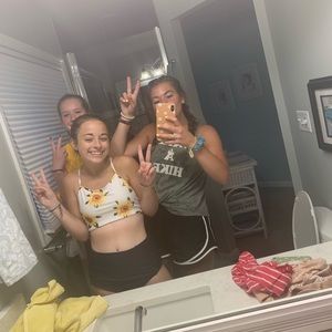 Meet your Posher, Casey